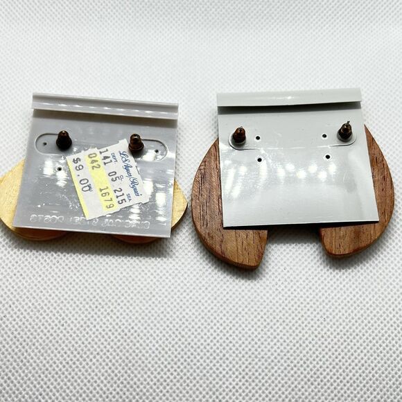 Vintage Lawrence Bentley 1980s + 1 Unbranded Pair of Pierced Soild Wood Earrings - Picture 4 of 4
